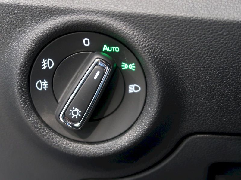 Škoda Kamiq (2025) MONTE CARLO 1.0TSI 85KW DSG PA - fotka 36 z 40