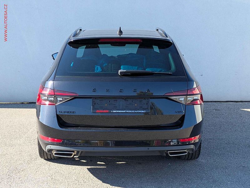 Škoda Superb (2021) 2.0TSi 4x4, ČR, SportLine - fotka 5 z 23