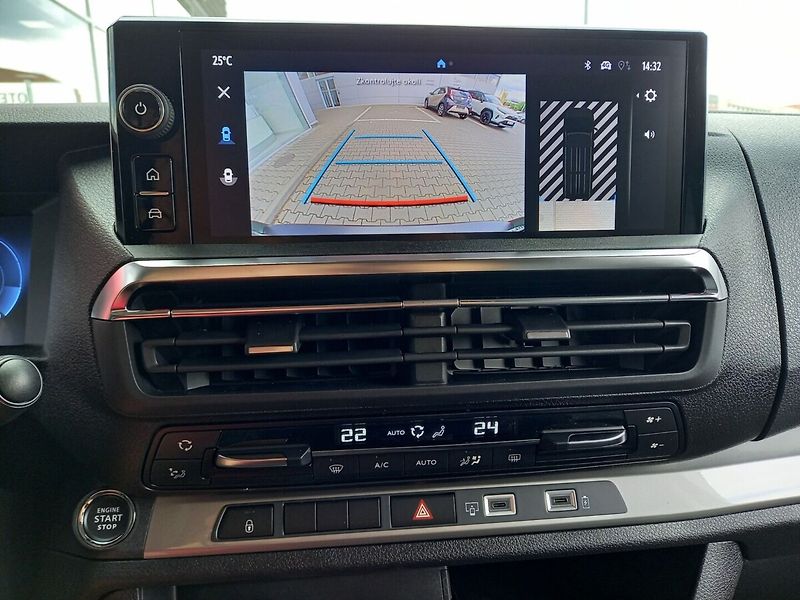 Toyota ProAce Verso 2,2 L2 Family - fotka 11 z 13
