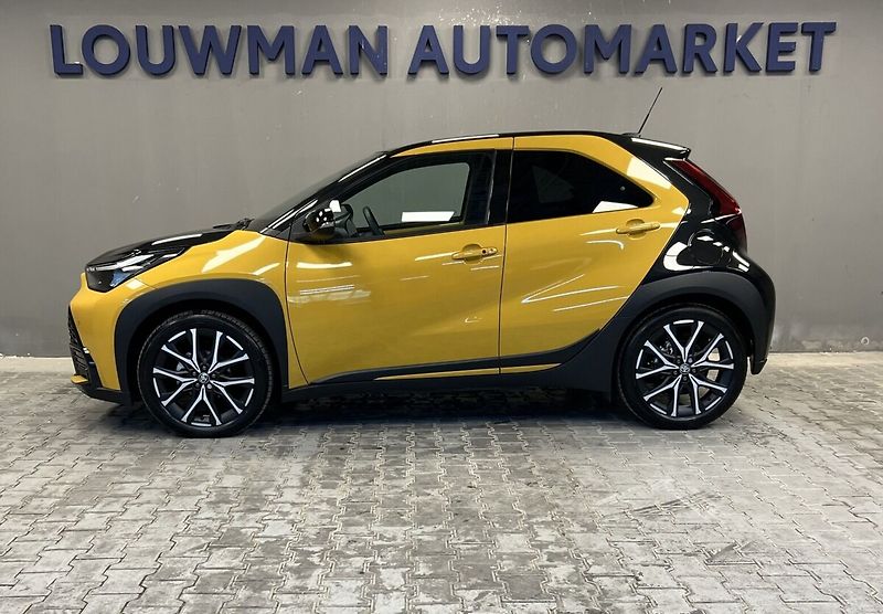 Toyota Aygo 1,5 Hybrid AT GR Sport - fotka 3 z 16