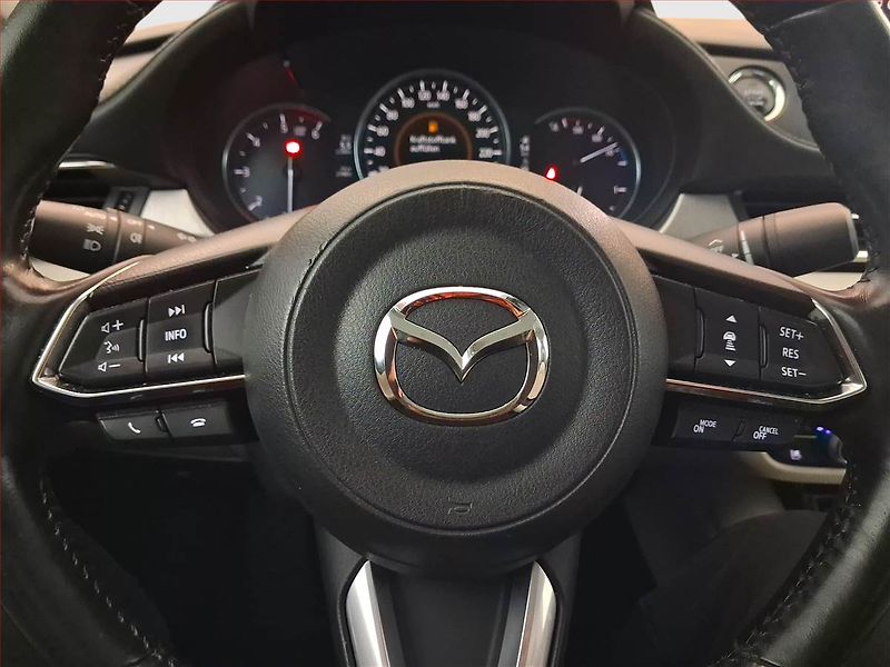 Mazda 6 (2018) 2.2 Skyactiv-D, Serv.kniha - fotka 16 z 18