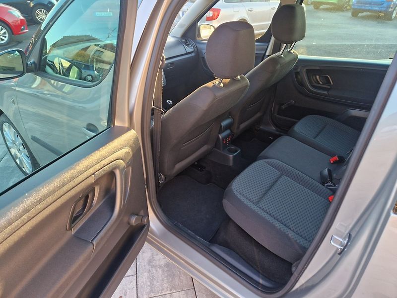 Škoda Roomster (2013) STYLE 1.2 TSI 63kW - fotka 10 z 20