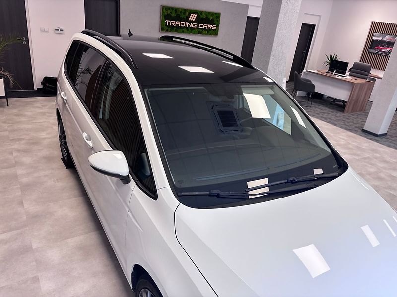 Volkswagen Touran 2.0 TDI BLACK EDITION - fotka 7 z 31