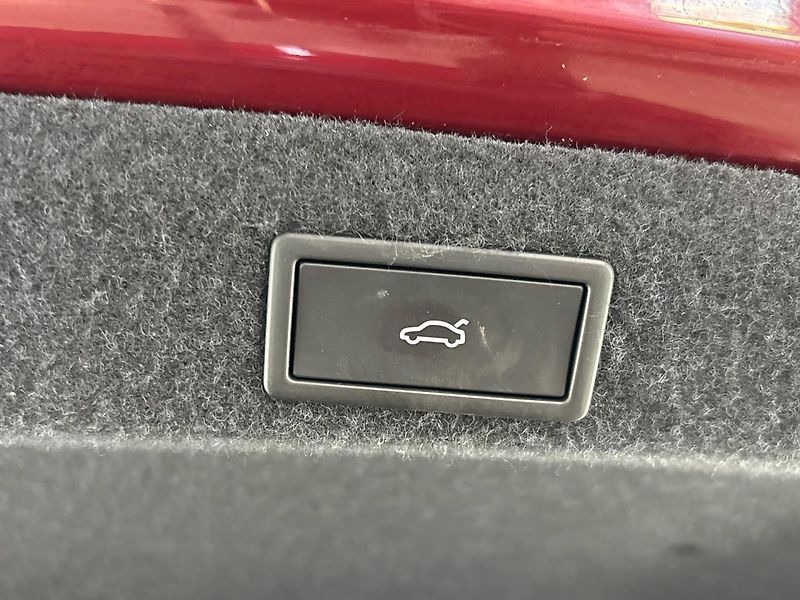 Škoda Octavia Top Selection DSG - fotka 29 z 30