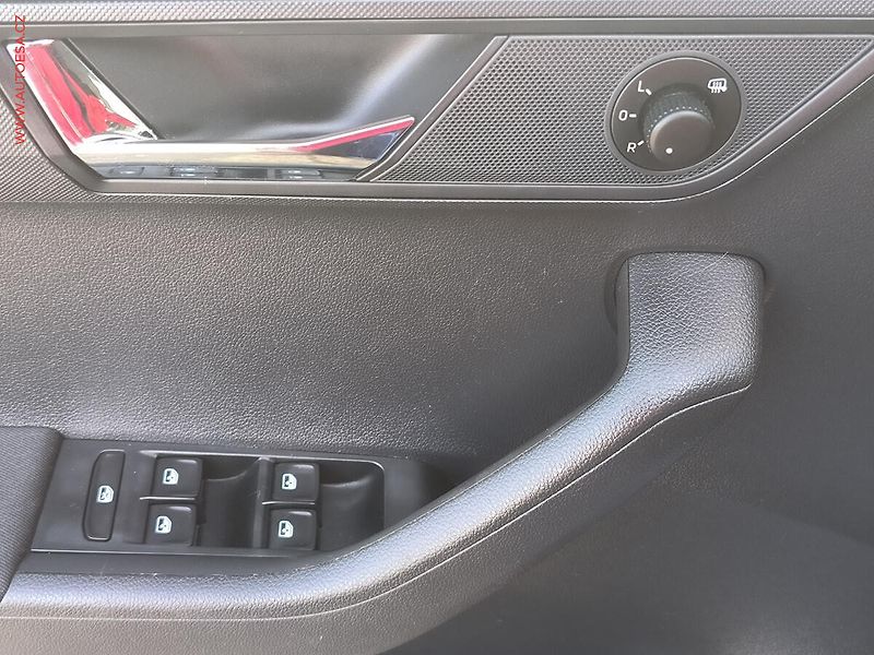 Škoda Fabia (2018) 1.0i, ČR, AC, temp - fotka 17 z 17