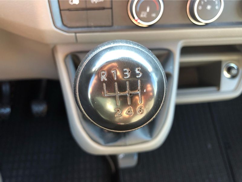 Volkswagen Crafter 2.0 TDI - fotka 22 z 28