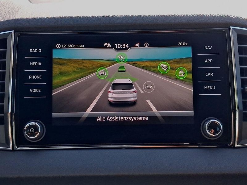 Škoda Karoq 1.5 TSI DSG Kamera Keyless ACC - fotka 13 z 13
