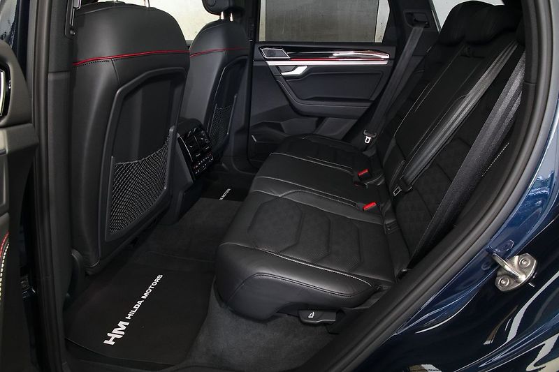 Volkswagen Touareg 3.0TDI 210kW R-Line Edition 20 - fotka 13 z 46