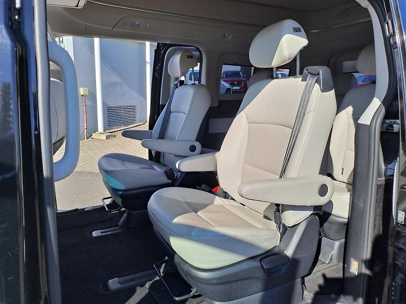 Hyundai H 1 (2019) GRAND STAREX 2.5 CRDi AT 2WD - fotka 20 z 26