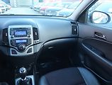 Hyundai i30 (2010) 1.6 CVVT, LPG, po STK - náhled 8