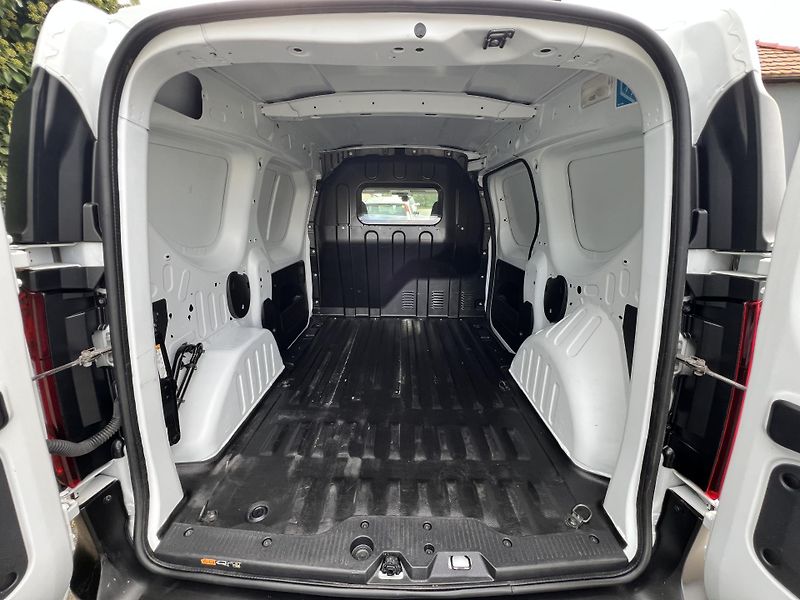 Renault Express 1.5DCi PŮVOD ČR 1.MAJ. odp.DPH - fotka 27 z 35