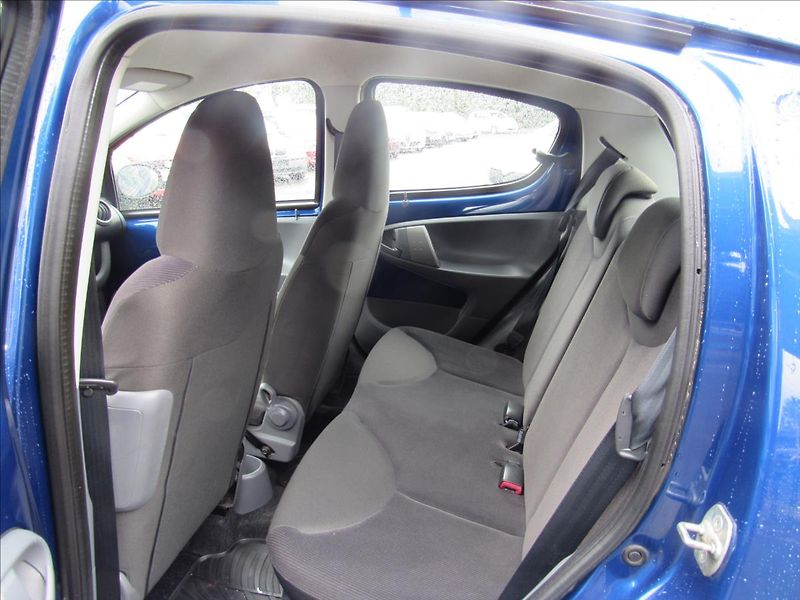 Citroën C1 1,0 i 50 KW Klima - fotka 10 z 25