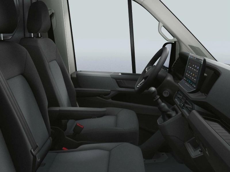 Volkswagen Crafter (2025) manual L3H2 - fotka 7 z 8