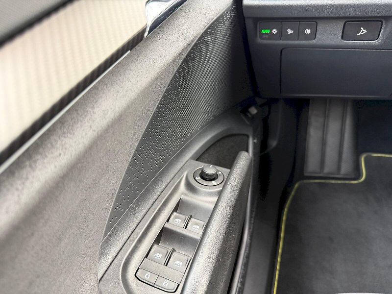 Škoda Enyaq (2022) RS 220kW 82kWh 4x4 - fotka 11 z 35