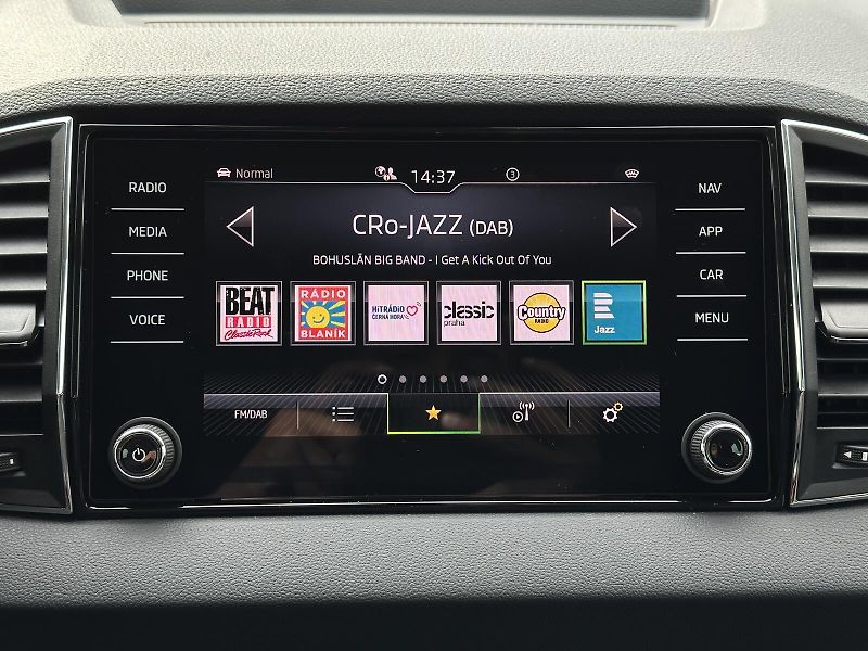 Škoda Karoq 1.5TSi DSG 150PS Top & Selecti - fotka 21 z 40