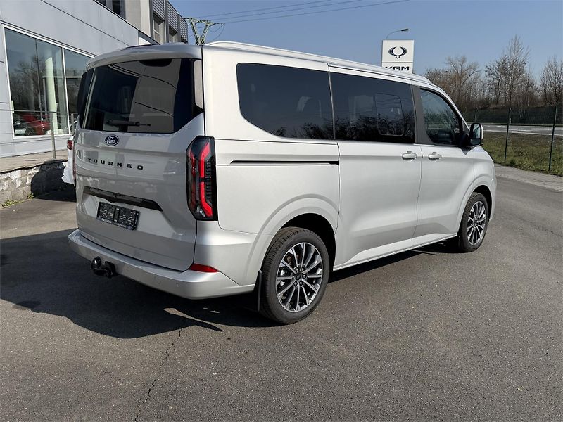Ford Tourneo Custom (2025) Titanium X L1, Tourneo, 2.0 Ec - fotka 3 z 18