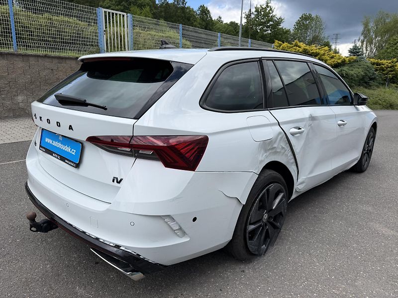 Škoda Octavia Kombi RS HYBRID 180kW aut.  - fotka 4 z 23