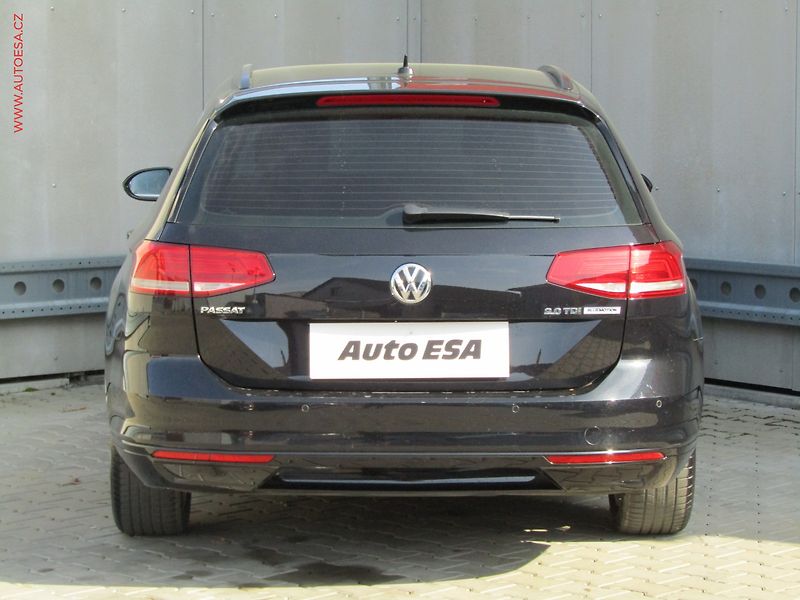 Volkswagen Passat (2016) 2.0TDi, Comfortline, LED - fotka 5 z 21
