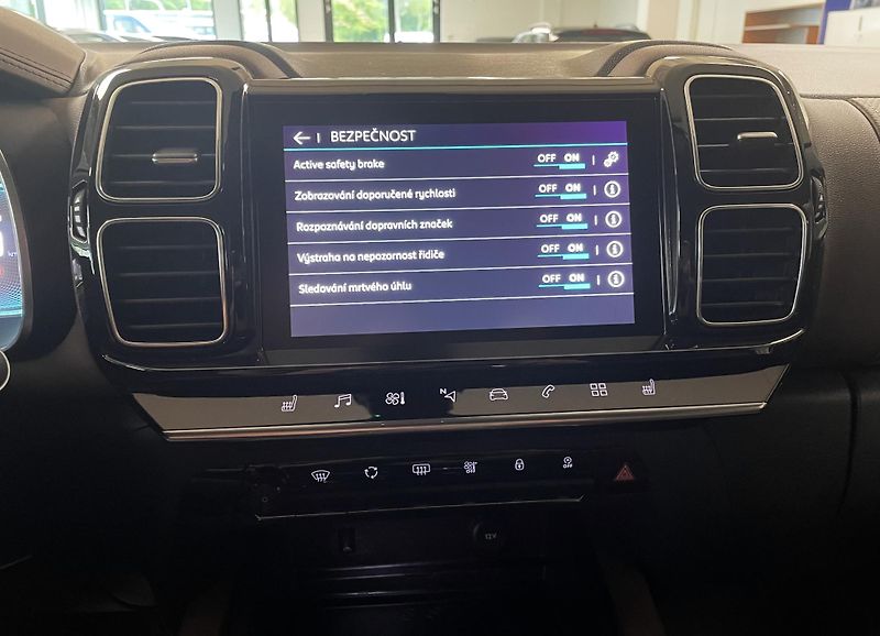 Citroën C5 Aircross 2,0 HDI,1.majitel ČR,REZERVACE - fotka 22 z 30