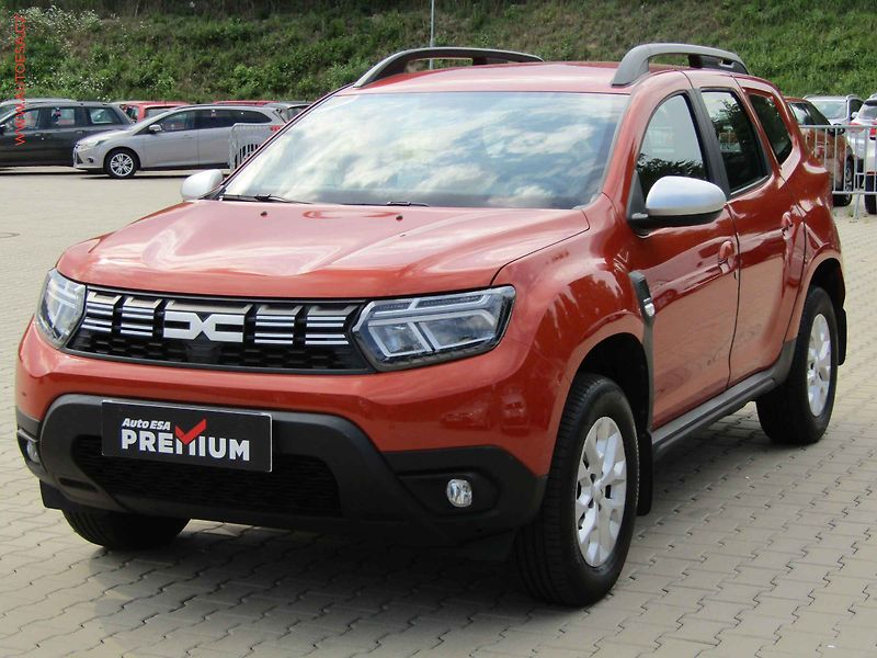 Dacia Duster (2023) 1.0TCe, 1.maj,ČR, AC, park - fotka 3 z 17