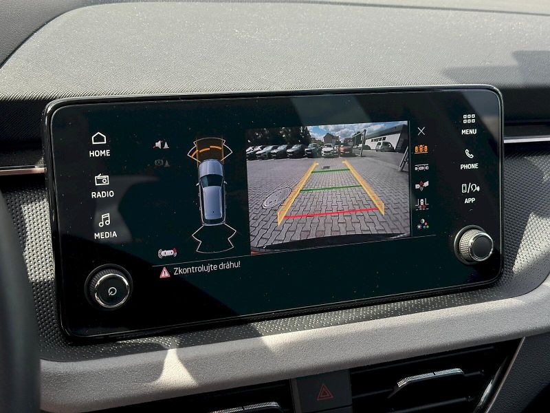 Škoda Kamiq (2025) 1.0 TSI 85 kW TopSelection - fotka 18 z 24