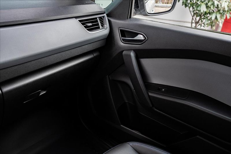 Nissan Townstar 0,0 EV VAN 45 kWh L2 TEKNA - fotka 24 z 33