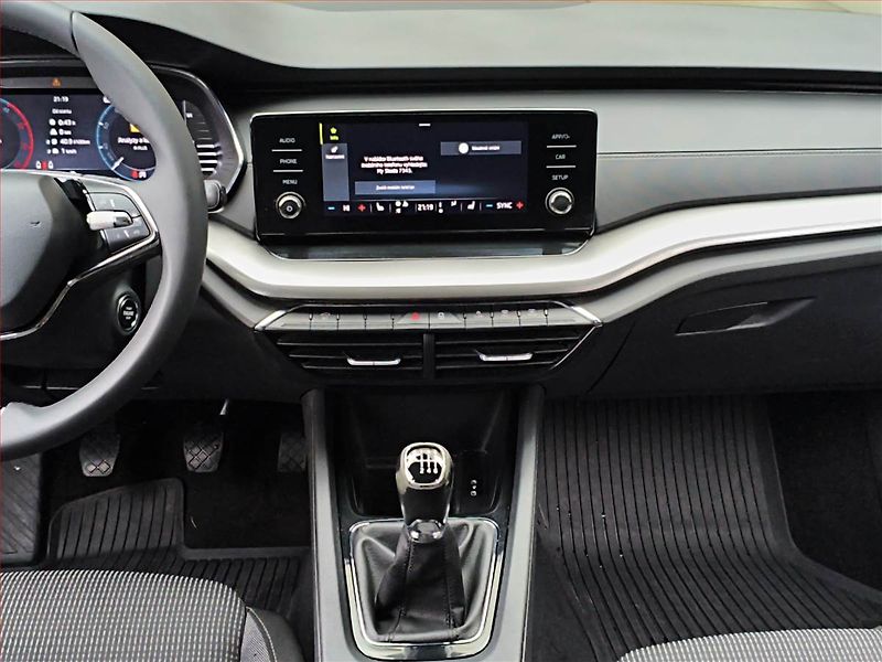 Škoda Octavia (2023) Ambition 2.0 TDI, ČR,1.maj - fotka 12 z 14