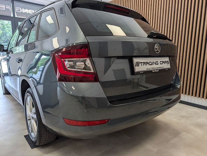Škoda Fabia Kombi 1.0 TSI - fotka 6 z 25