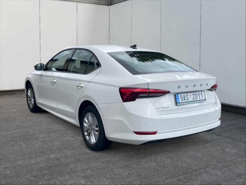 Škoda Octavia 2,0 TDI 85 Ambition - fotka 4 z 11