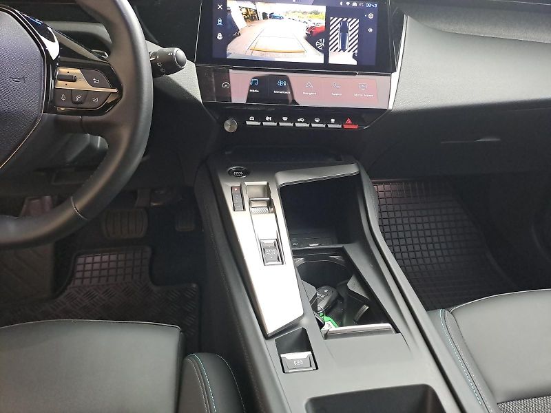 Peugeot 308 (2024) SW ALLURE 1.2 PureTech 130 AT8 - fotka 11 z 15