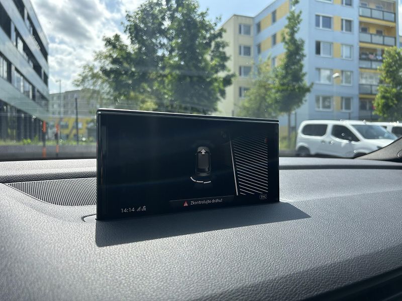 Audi SQ7 (2018) 4.0 biTDI V8 320 kW tiptronic - fotka 42 z 62