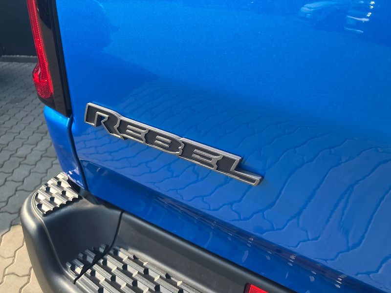 Dodge RAM 3.0 I6 426k REBEL PREMIUM EDIT - fotka 57 z 78
