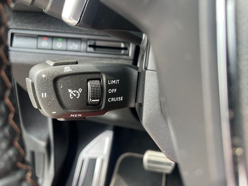 Peugeot 5008 1.6 PureTech/133kW GT AT - fotka 18 z 39