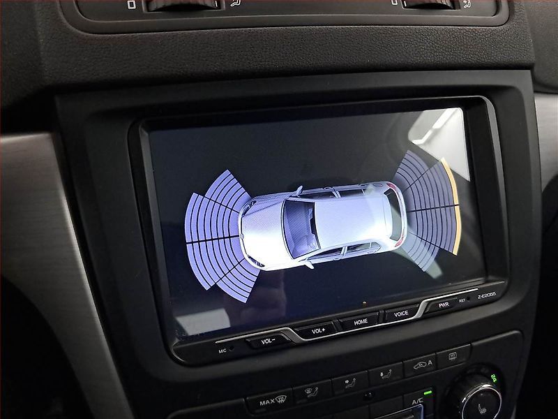Škoda Yeti (2013) 1.4 TSI, Tempomat - fotka 16 z 18