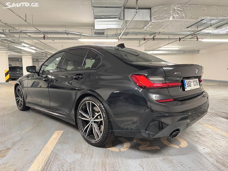 BMW Řada 3 330XD M-Sport 195kW - fotka 4 z 37