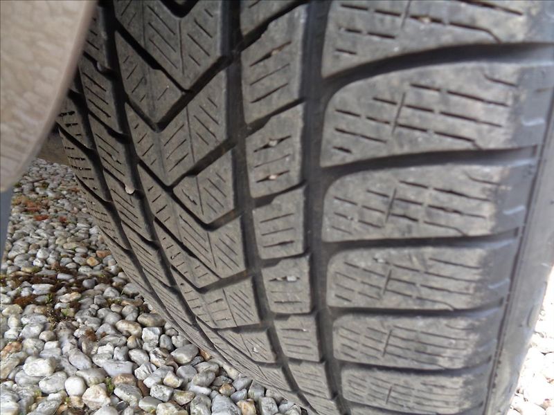 Land Rover Range Rover Sport 4,4 SDV8 Autobiography - fotka 53 z 59