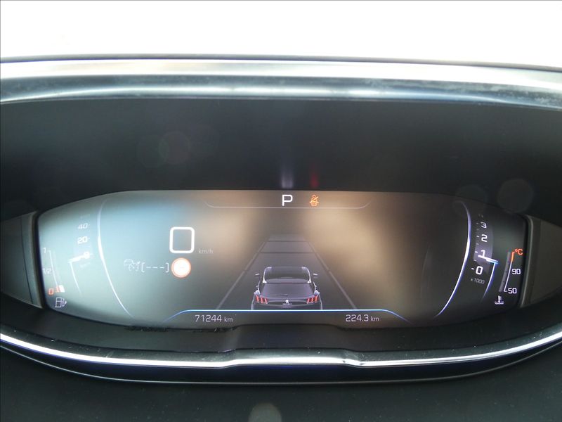 Peugeot 5008 2,0 HDi 130kW GT 7.míst AT8 - fotka 44 z 50