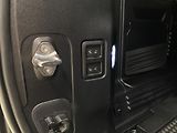 Land Rover Defender 110 D300 X-DYNAMIC HSE AWD CZ - náhled 33