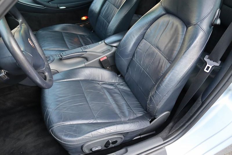 Porsche 911 996 3.4 CARRERA 221kW - fotka 28 z 49