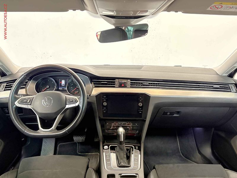 Volkswagen Passat (2020) 2.0TDi, ELE, DSG, LED - fotka 8 z 17