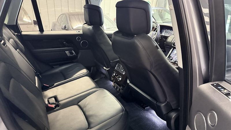 Land Rover Range Rover (2022) D350,VOGUE,ZÁRUKA - fotka 24 z 42