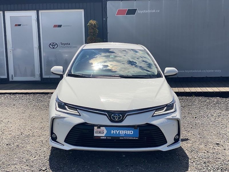 Toyota Corolla 1.8HSD, ČR-1m, StyleTech, DPH - fotka 3 z 15