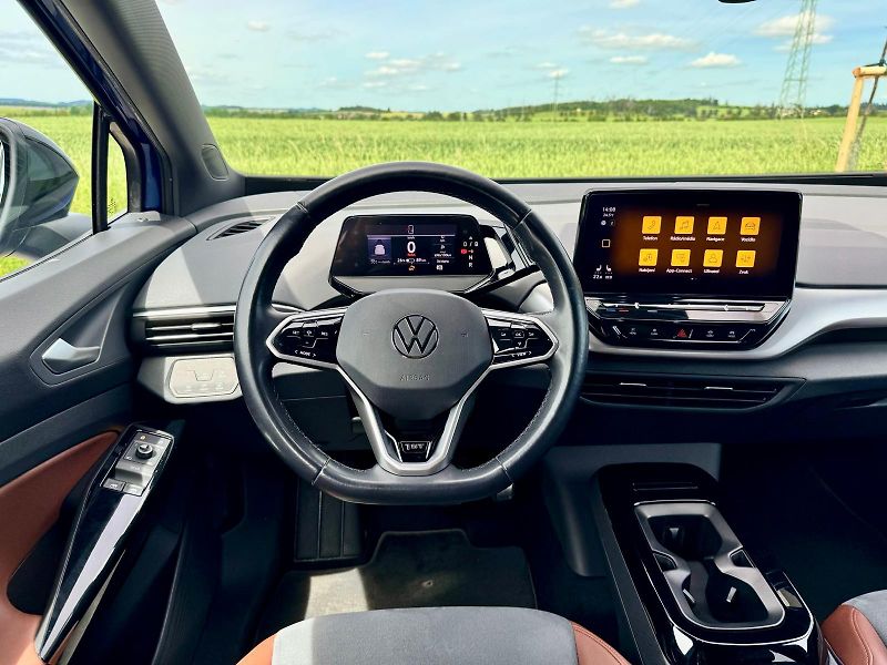 Volkswagen ID.4 (2020) 82kWh, SoH 89%, Tažné zařízení - fotka 9 z 16