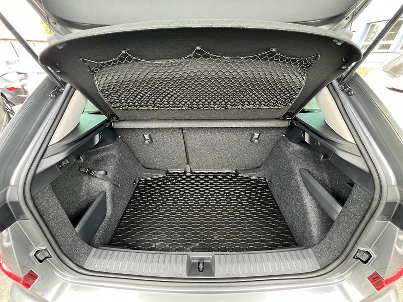 Škoda Kamiq 1.5TSi 110kw Top Selection ČR - fotka 28 z 45