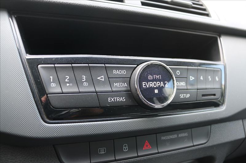 Škoda Fabia 1,0 ČR, 1. Majitel - fotka 17 z 33