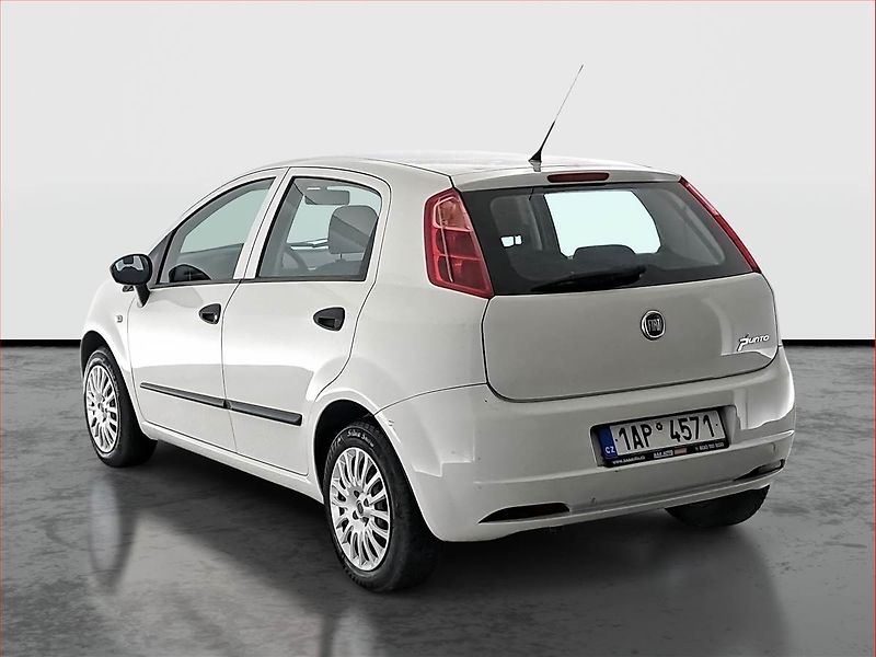 Fiat Punto (2010) 1.2, ČR,1.maj, nová STK - fotka 4 z 14
