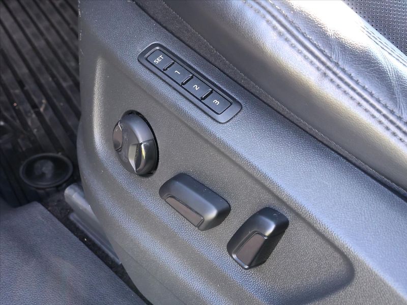 Škoda Kodiaq 2,0 TDI 147kW 4x4 DSG L&K DPH - fotka 18 z 44