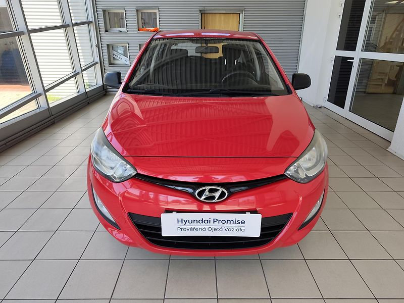 Hyundai i20 (2012) 1.2i 62kW, Klima - fotka 6 z 16
