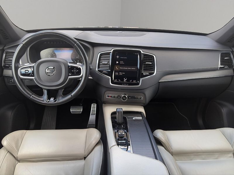 Volvo XC90 (2019) 2.0 B5 4x4 Nafta, Kůže, A/T - fotka 14 z 30