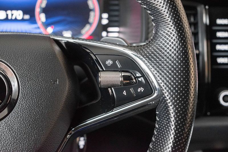 Škoda Kodiaq 2.0TDI Sportline4x4*DSG*ČR*DPH - fotka 21 z 47